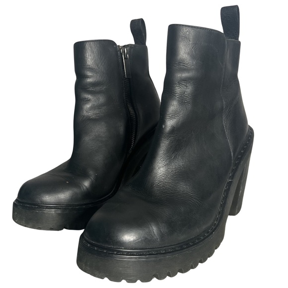 Dr. Martens Magdalena Women’s Black Leather Heeled Chelsea Boots Size 7 - Picture 8 of 9